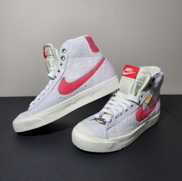 Nike Blazer Mid '77(GS) Premium Shoes Sail Coconut DO7226-100 Youth Size 4Y - Picture 1 of 11